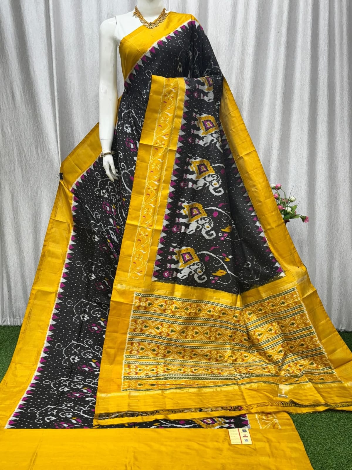 Pochampally Ikkat Pure Silk Saree with Red Border