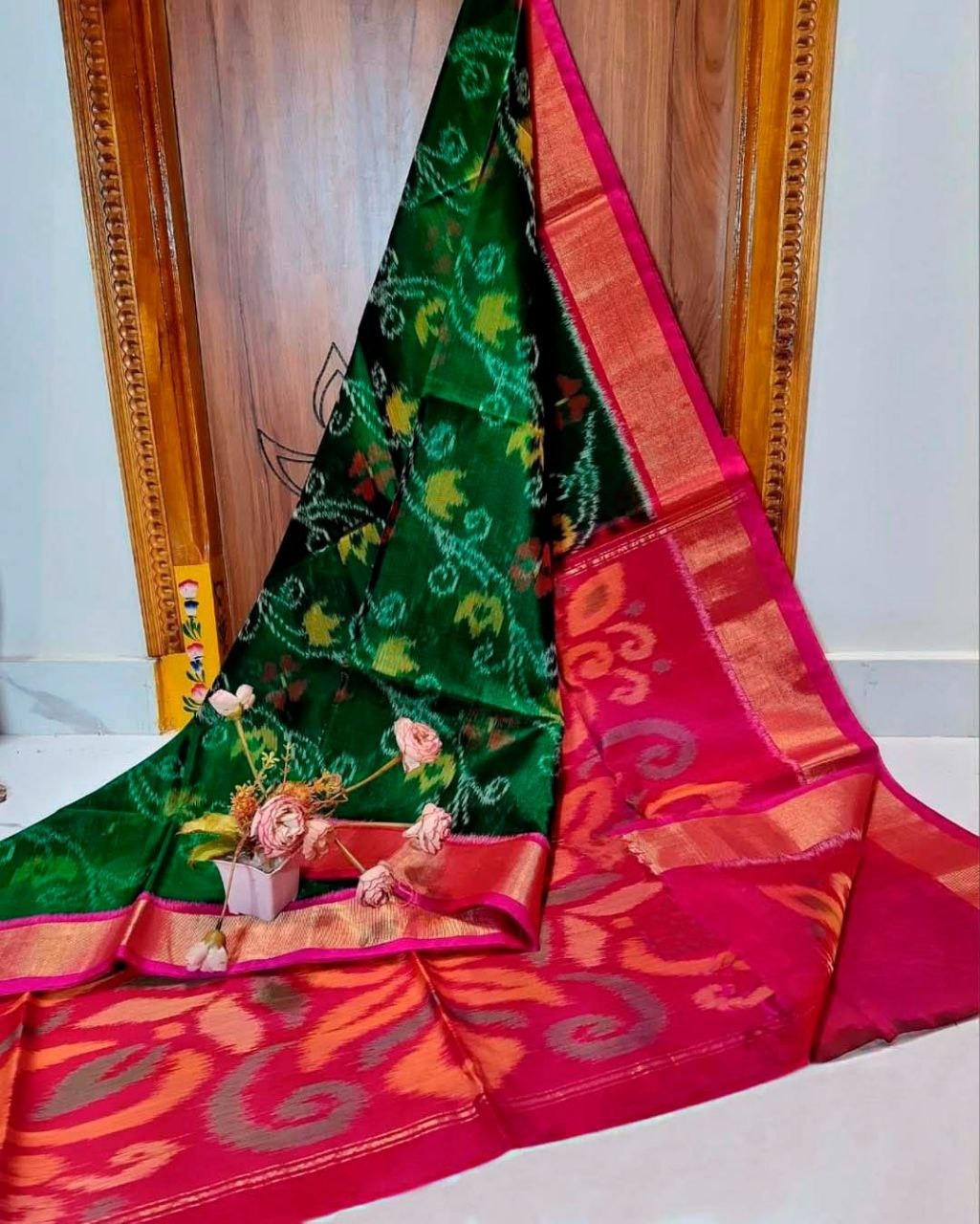 Dola Silk Pochampally Designer Printed Saree With Unstitched Blouse Piece For Women