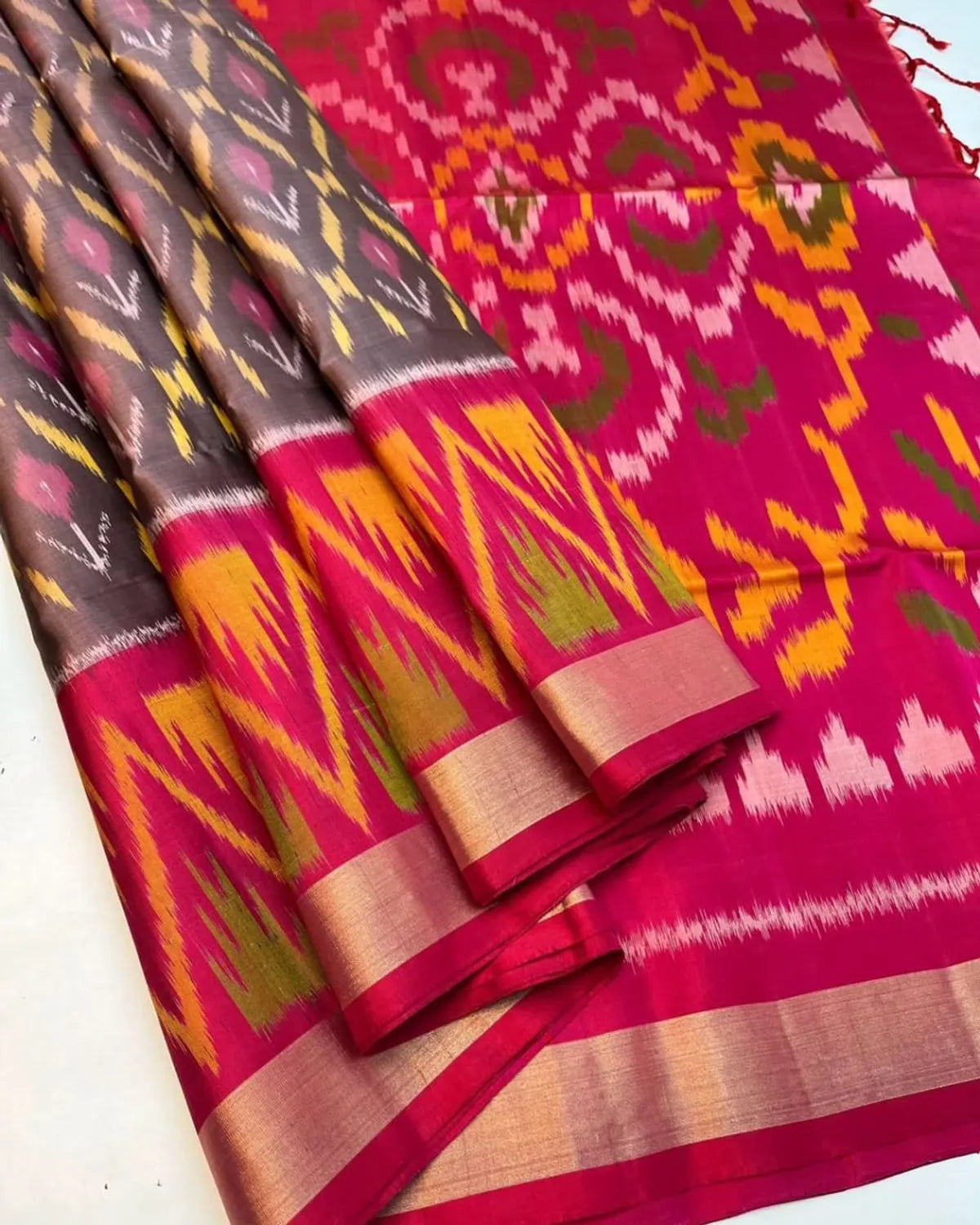 Pochampally Designer Printed & Dola Silk Fabric Saree